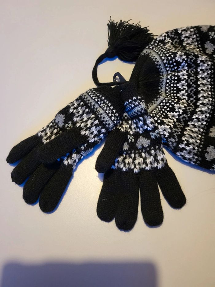 🐼 Lot bonnet/gants taille Unique 🐼 - photo numéro 2