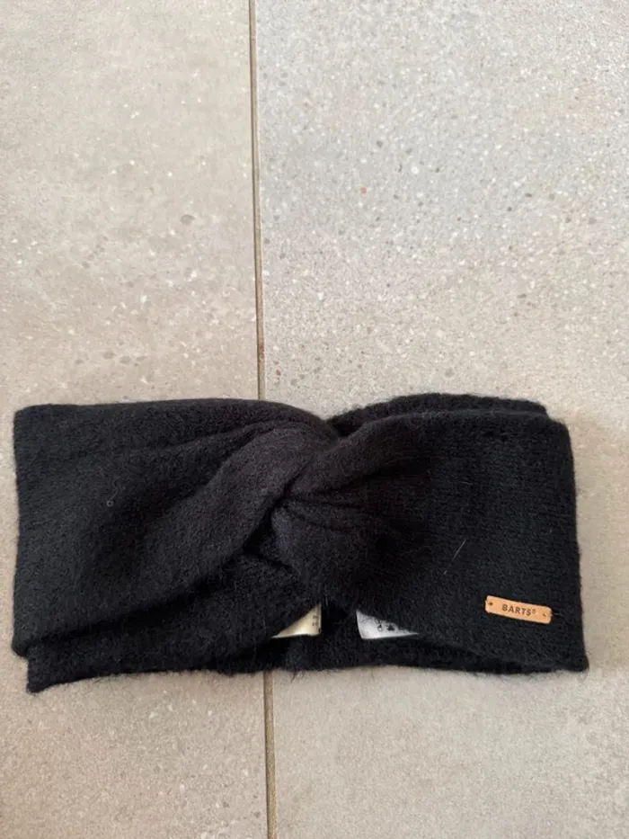 Bandeau noir barts, très bon état, taille unique