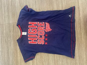 tee-shirt