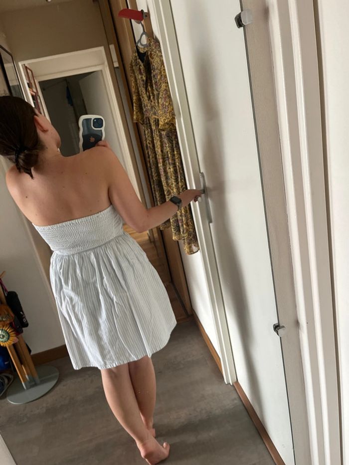 Robe bustier à rayures - photo numéro 3