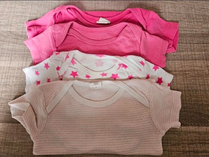 Lot body MC 12mois fille