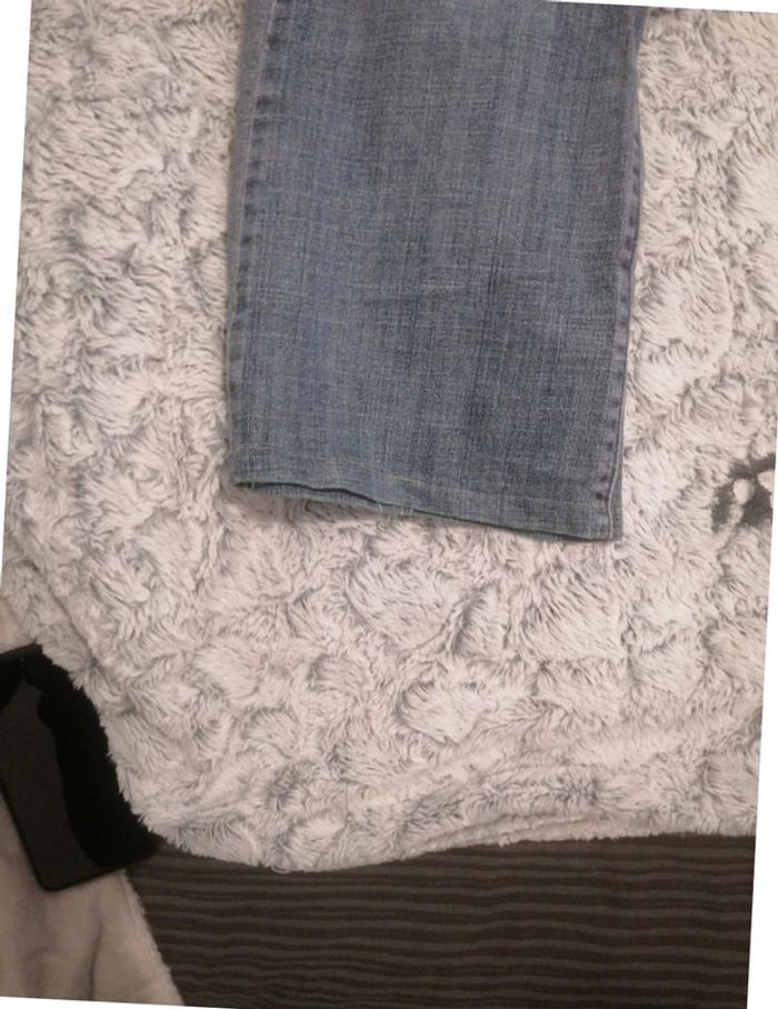 Jean femme Levi's taille 44 - photo numéro 7