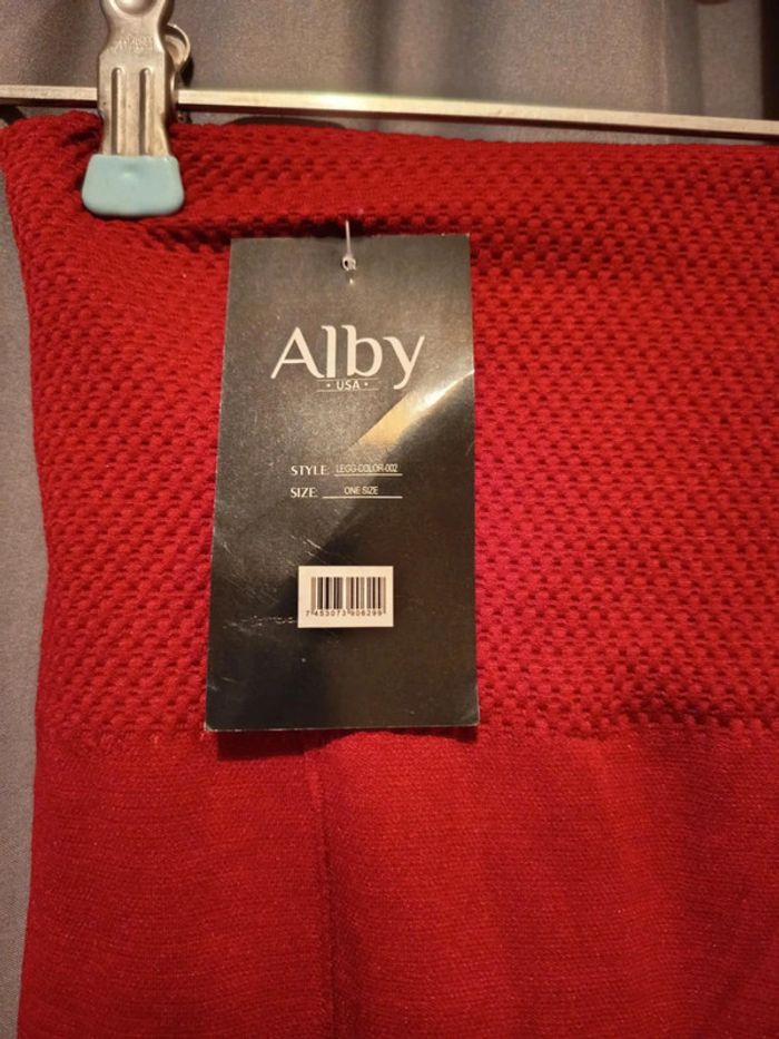 Legging, fushia . Marque Alby . Chaud un peu polaire intérieur. Matière spandex et polyester. - photo numéro 3