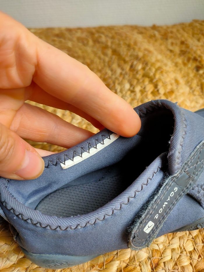 Chaussons souples Baby gym Decathlon taille 24 - photo numéro 9
