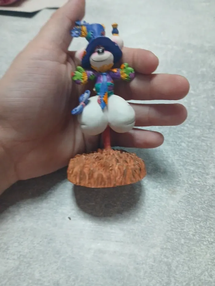 Figurine