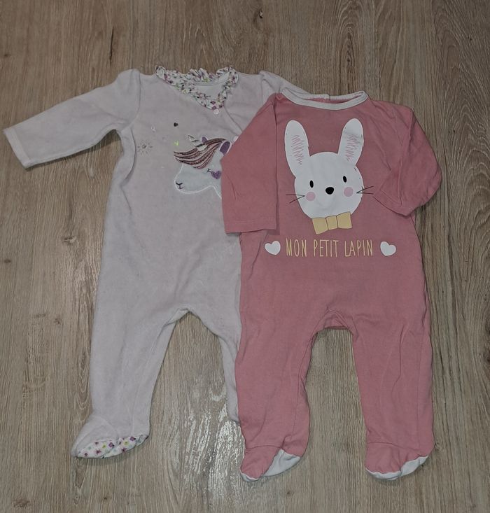 Lot vêtements bébé - photo numéro 2