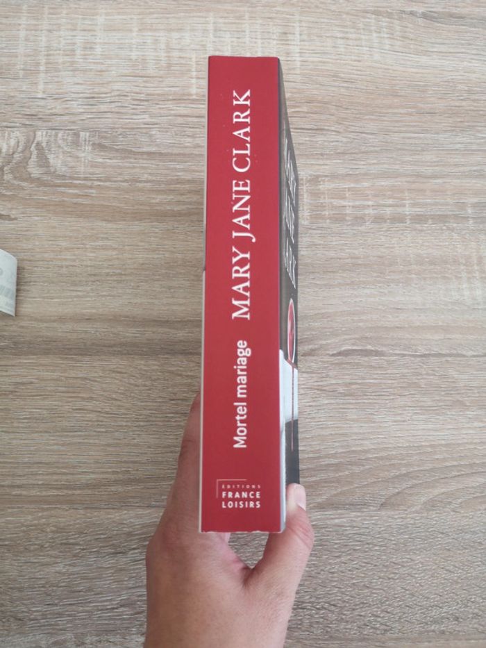 Livre mortel mariage - photo numéro 4