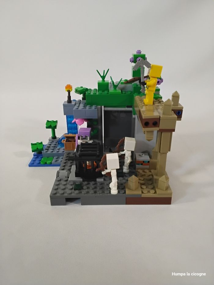 Lego Minecraft 21189 (M387) - photo numéro 3