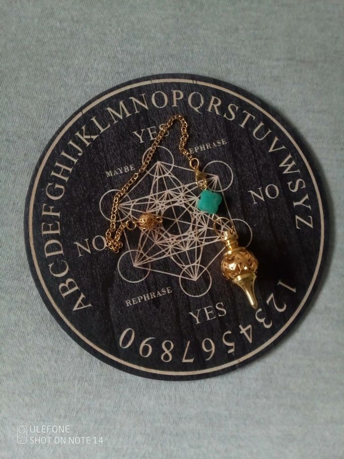 Chaîne de pendule avec pierre en amazonite et plateau en bois - photo numéro 2