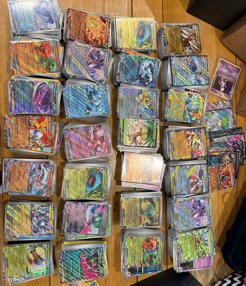 Lot 101 cartes Pokémon FR+ 1 ultra rare 20Holo/Reverse +Sans double 