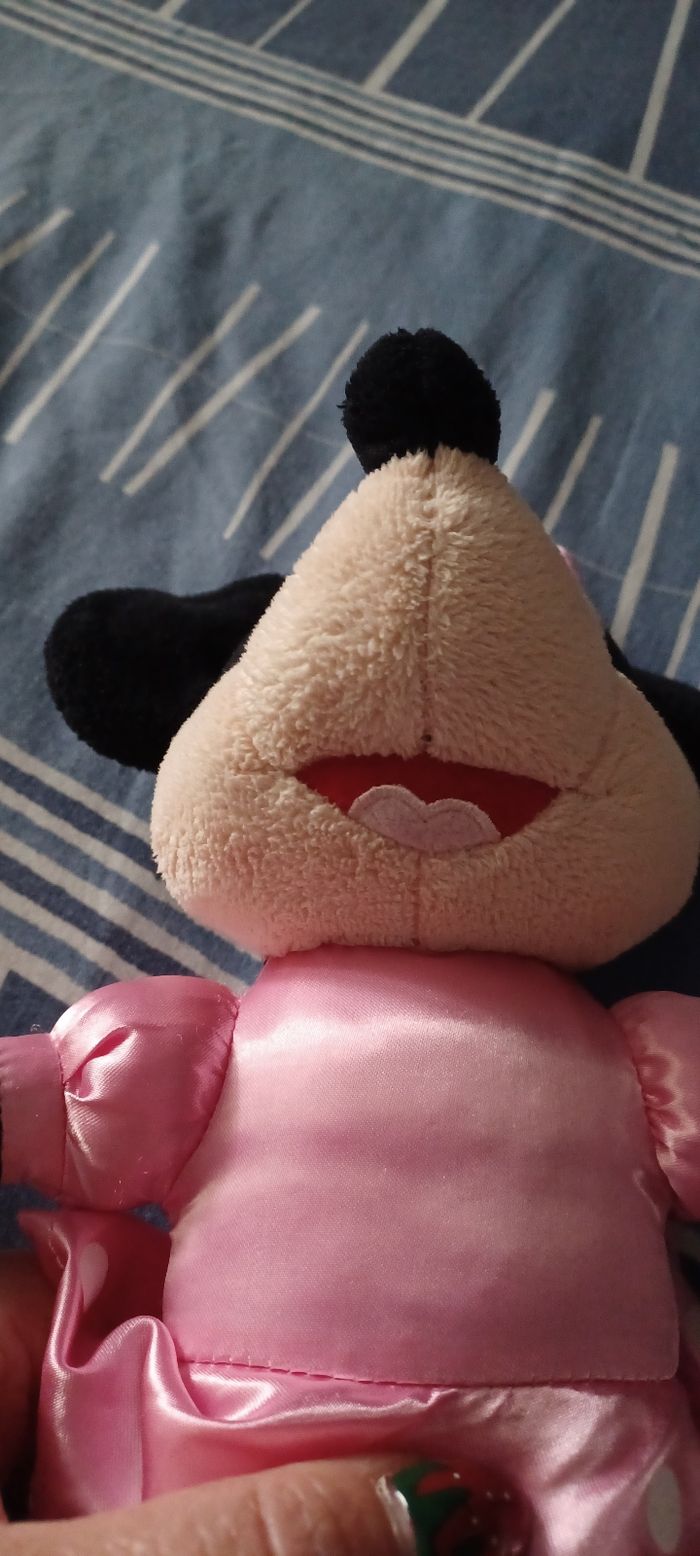 Très jolie petite peluche minnie - photo numéro 6