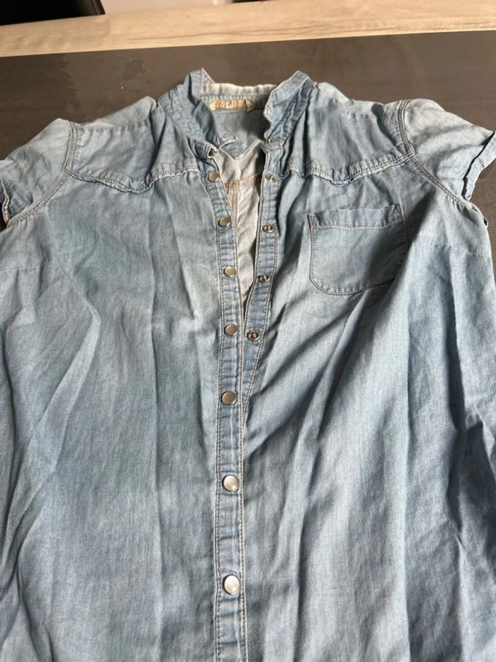 Chemise en jean taille L - photo numéro 2