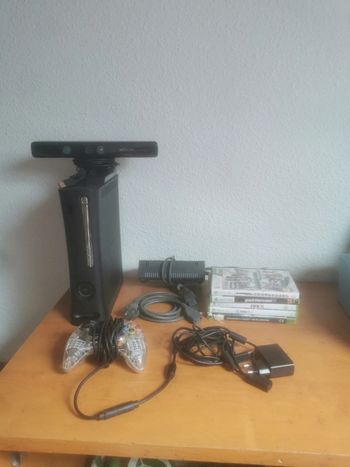 Xbox 360+ kinect + jeux