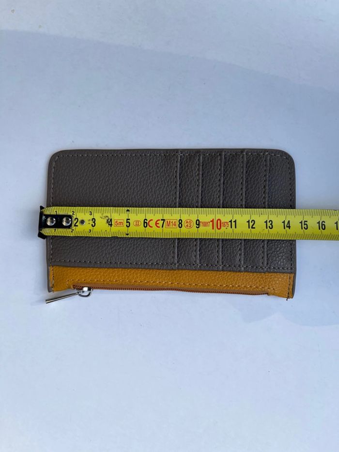 Porte-monnaie carte discret en cuir - marron et jaune - photo numéro 10