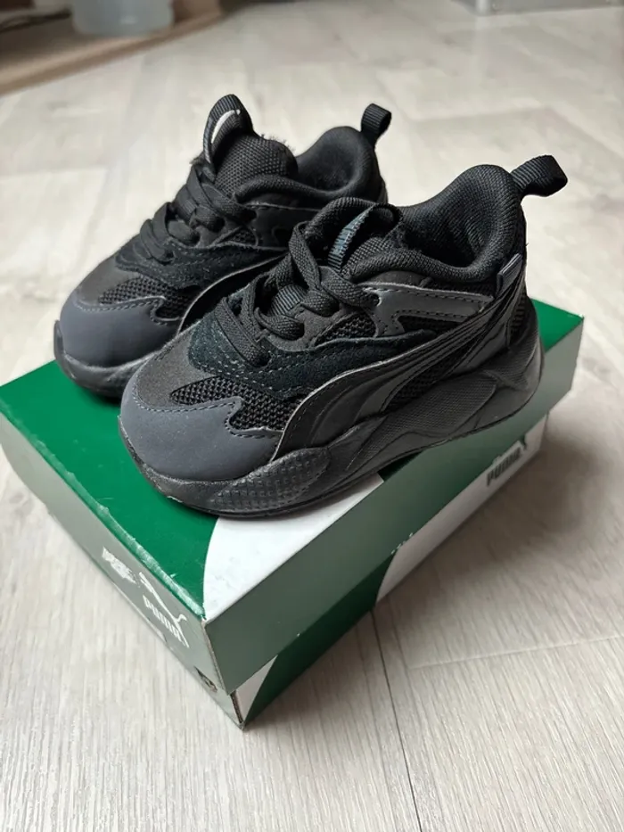 Puma noires