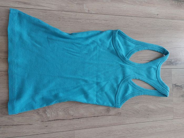 Débardeur bleu - photo numéro 3