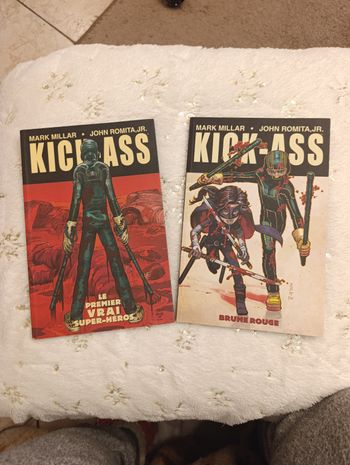 Lot 2 BD Kick-Ass tomes 1 et 2 - Mark Millar & John Romita Jr. (Éditions Panini Comics)