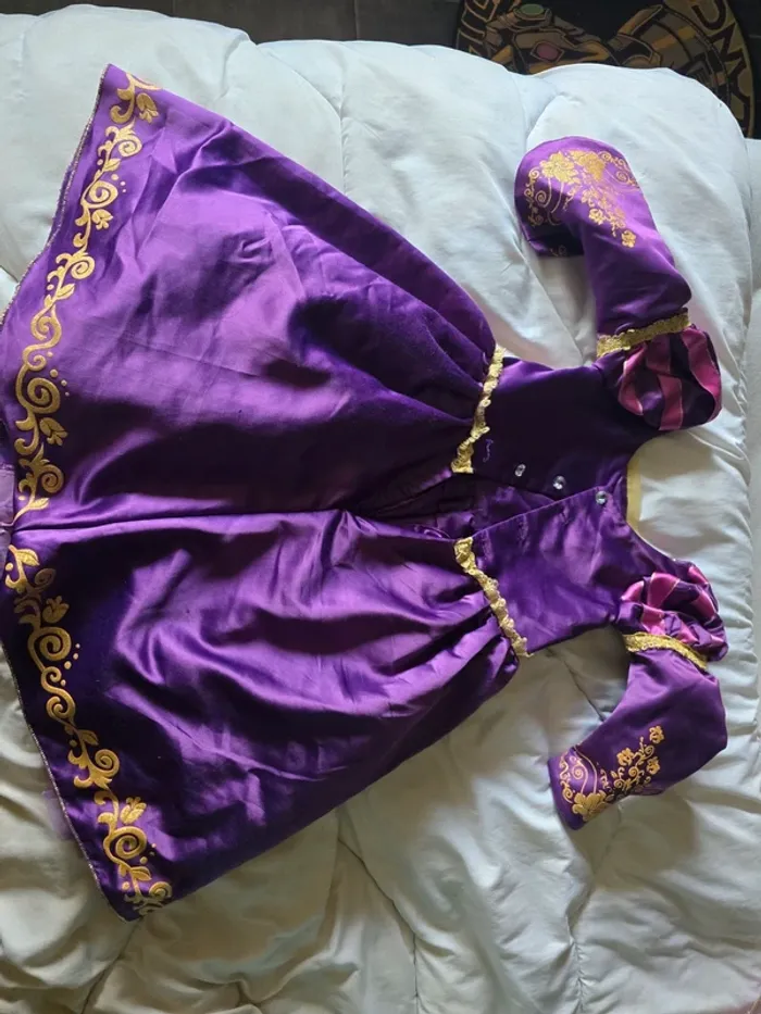 Robe raiponce fairytale disney - photo numéro 2