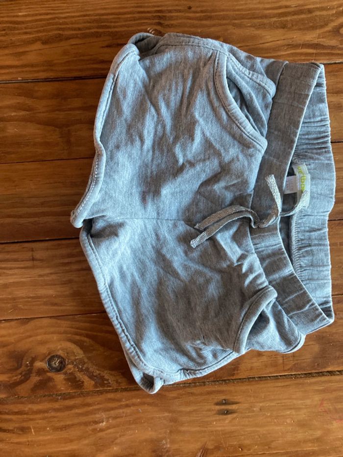 Short fille 4 ans