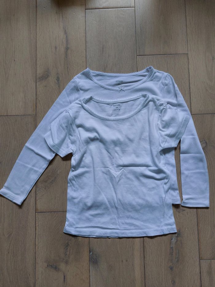 Lot 2 tee-shirt sous-vêtements 6 ans