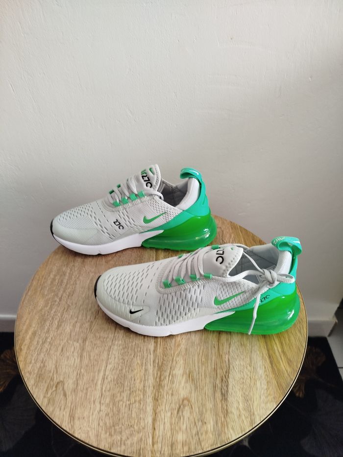 Baskets Nike T 39 - photo numéro 3