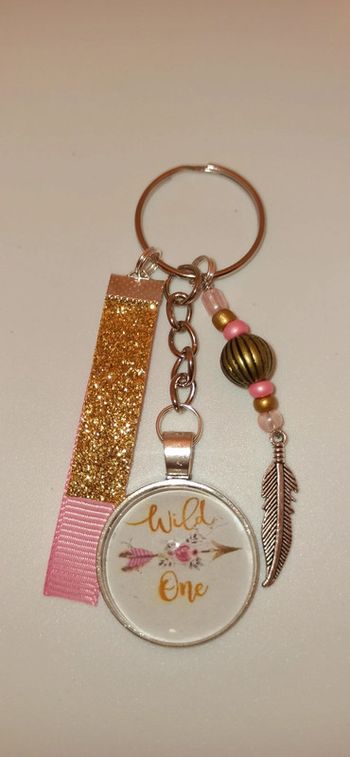 Porte clé message bijoux de sac " wild one"