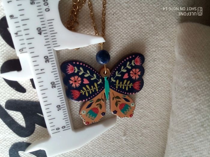 Collier papillon avec pierre de lapis lazuli naturelle - photo numéro 2