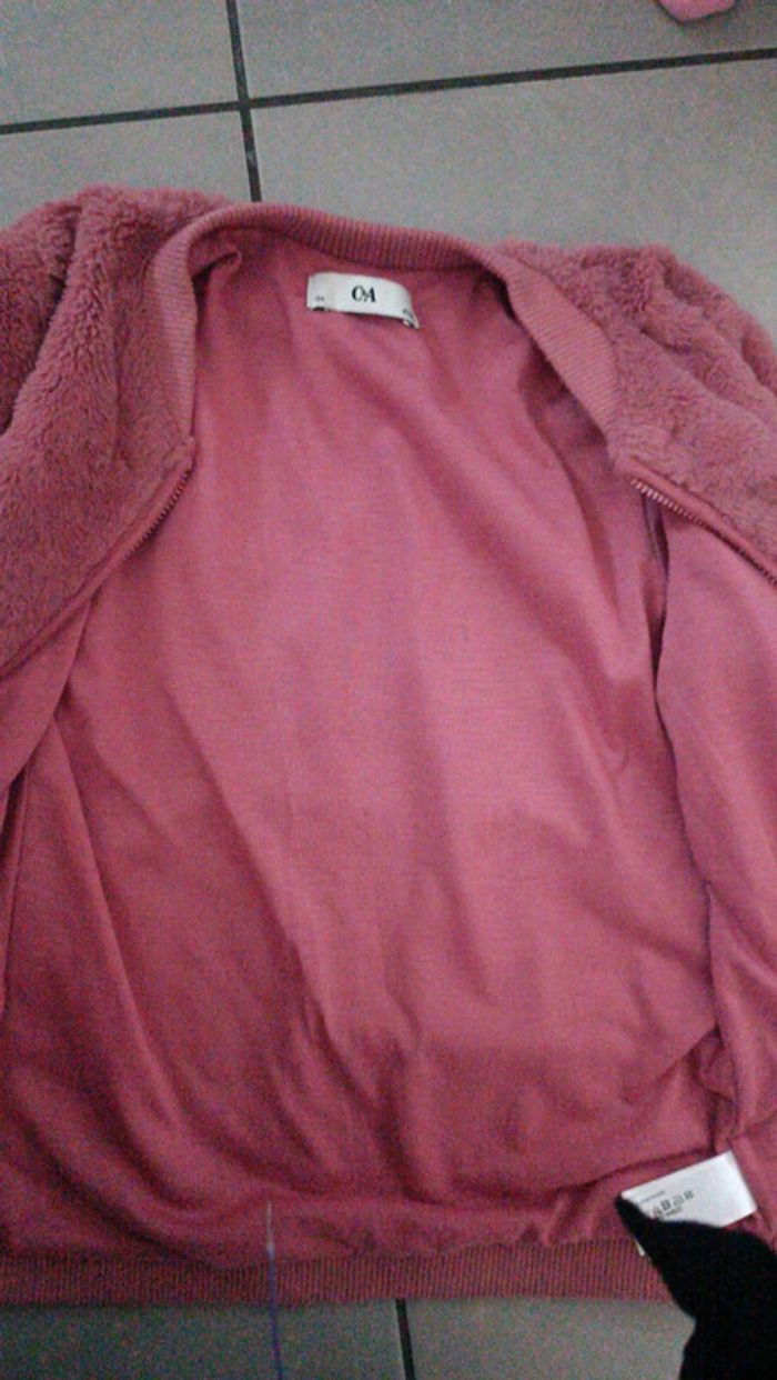 🌺 Veste Douillette rose 9 ans - photo numéro 3