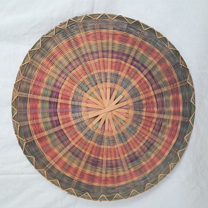 Décoration ronde murale en rotin osier multicolores du Laos - photo numéro 2