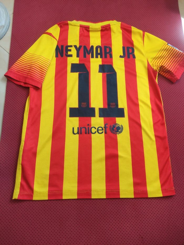 Maillot de foot Neymar FC Barcelone, Nike Authentique Officiel taille enfant 12/13 ans
