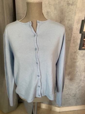 Gilet taille 42/44 + autre