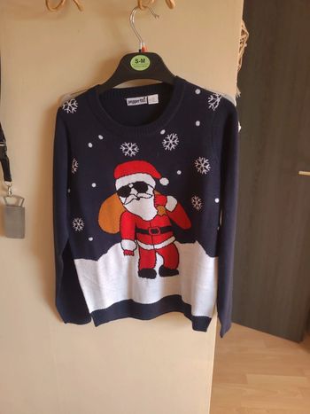 Pull de Noël marine 8/10 ans