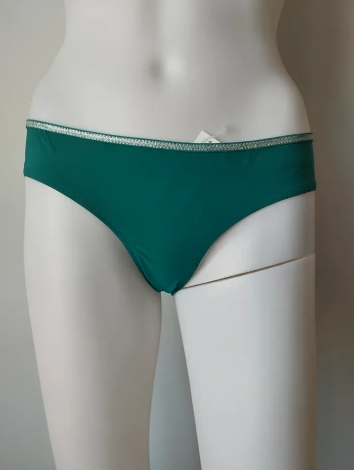 Bas de maillot de bain turquoise et argenté
