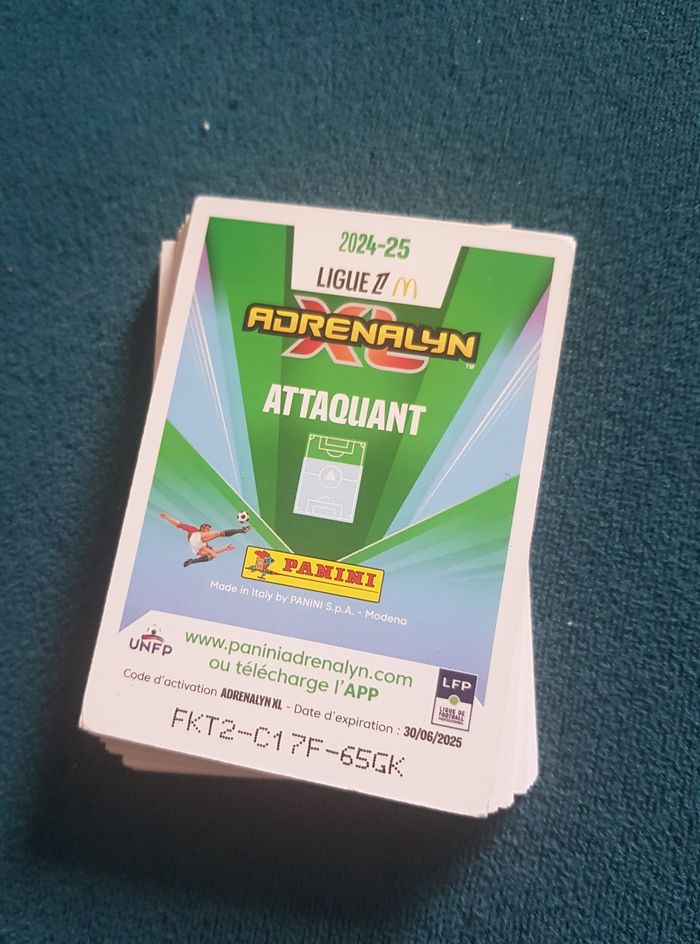 Panini adrenalyn 2024 2025 - photo numéro 3