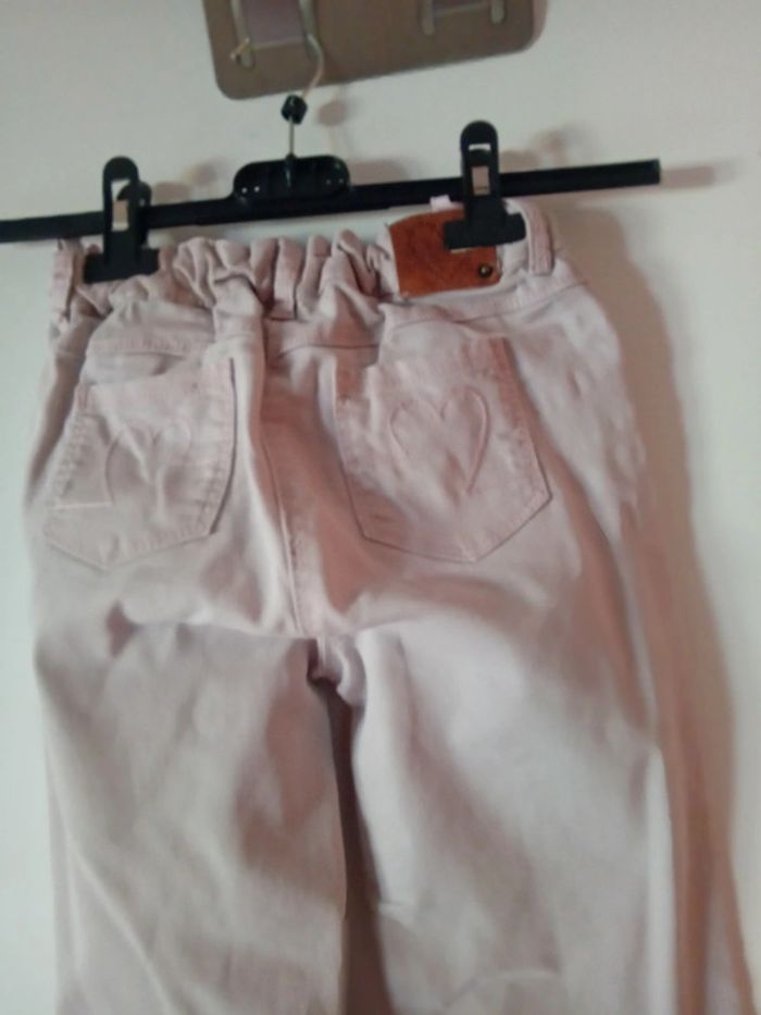 Joli pantalon rose pâle.  10 ans - photo numéro 9