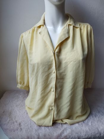 Chemise manches courtes vintage jaune pastel