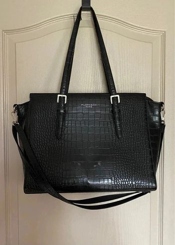 Sac à main croco noir