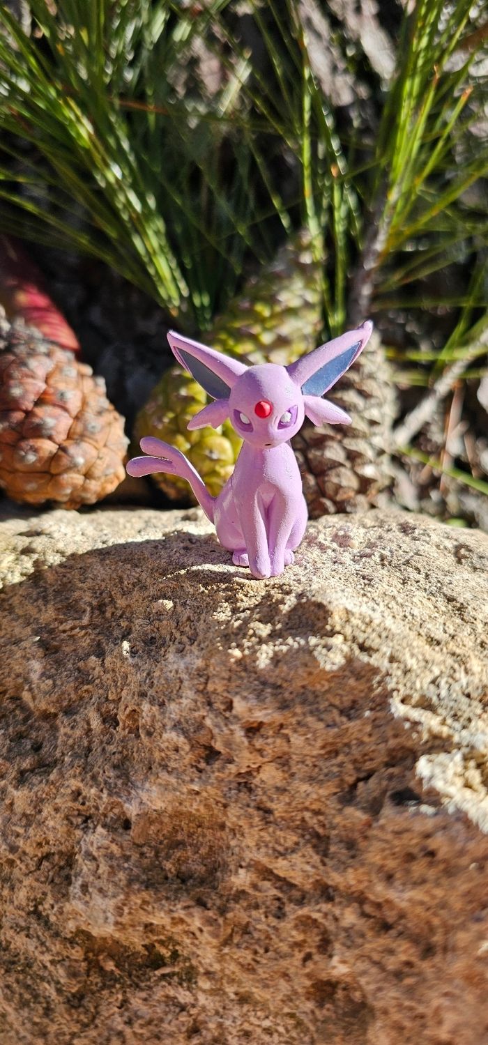 Super figurine Pokemon Nintendo tomy Évolution de Évoli mentali