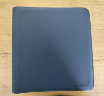 Binder bleu à Zip pour booster Pokémon / cartes gradées 60 emplacements Neuf