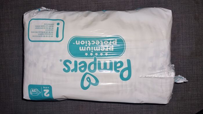 Paquet de 39 couches taille 2 neuf - photo numéro 2