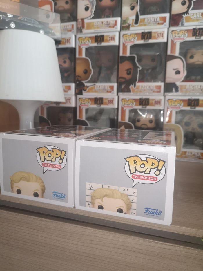 Lot de 2 Funko Pop Television Stranger Things 1387/1559 - photo numéro 5