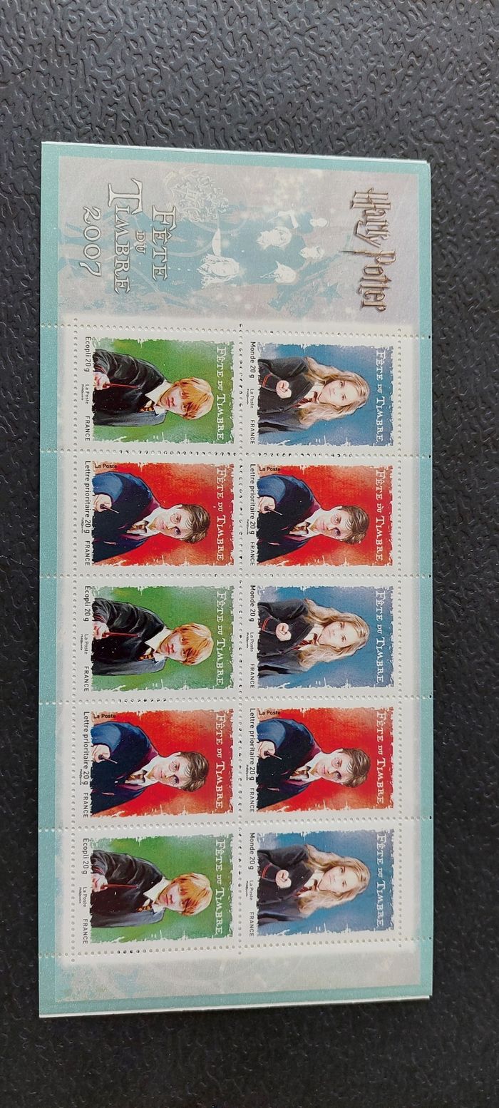 Album de timbres Harry Potter + timbres - photo numéro 6