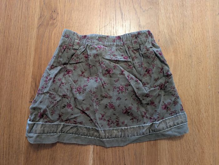 Jupe velour kaki motif fleurs 3 ans Kiabi - photo numéro 2