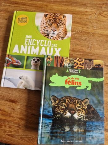 Lot de 2 livres animaux 