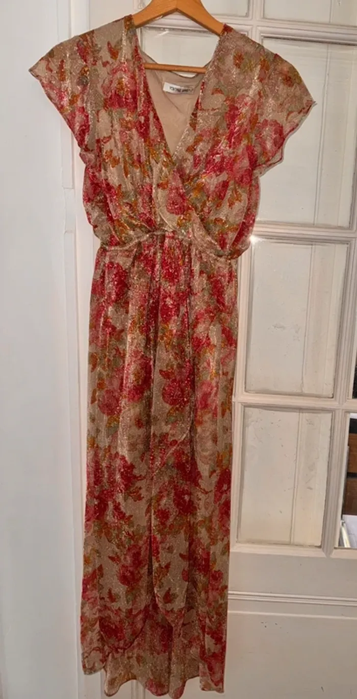 Robe vintage love  Taille unique Plus courte devant que derrière
