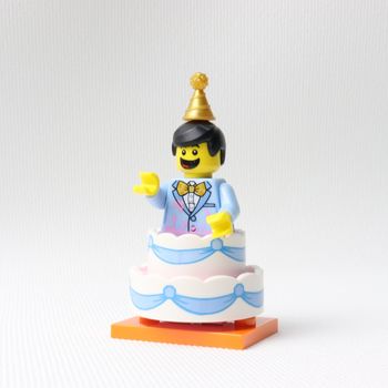 Lego - série 18 figurine n°10 complet