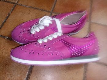 Basket rose taille 34