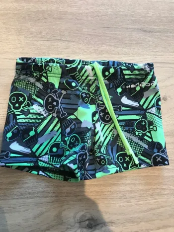 Maillot de bain taille 5 ans