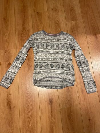 Pull gris taille 13 ans