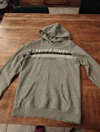Pull à capuche